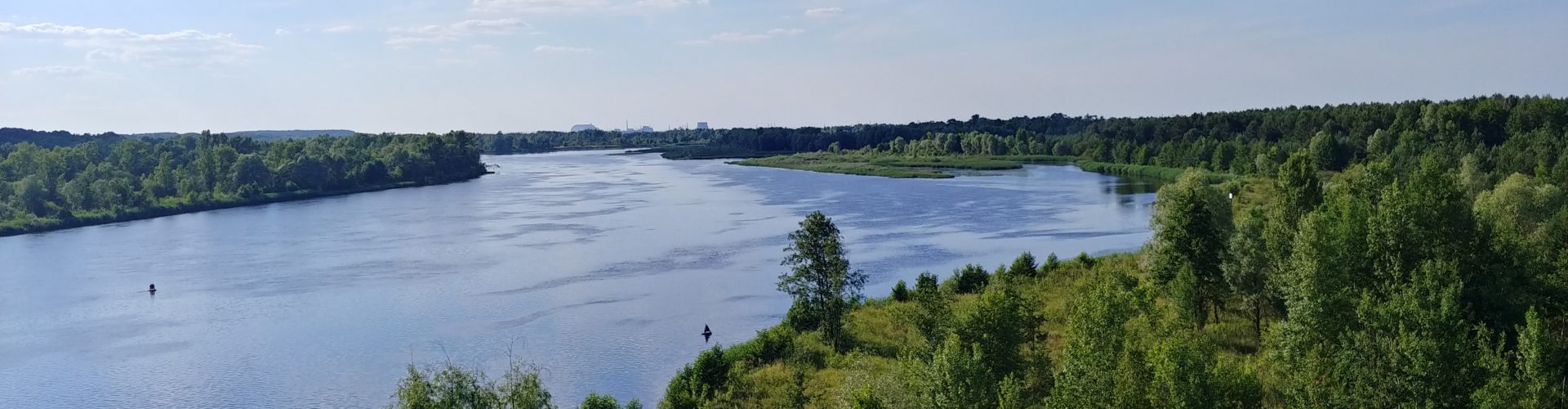Rzeka Prypeć, widok z mostu w Czarnobylu. Fot. Tomasz Róg