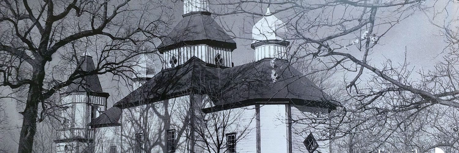 Zdjęcie nieistniejącej już cerkwi we wsi Tołsty Las. Fot. Tomasz Róg