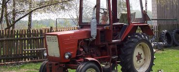 Traktor Władimiriec T-25. Fot. Sigman / domena publiczna