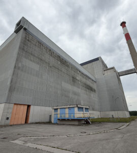 Instalacja artystyczna "Prosto w serce". Fot. Tomasz Róg / Licznik Geigera