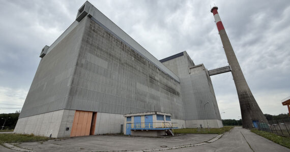 Instalacja artystyczna "Prosto w serce". Fot. Tomasz Róg / Licznik Geigera