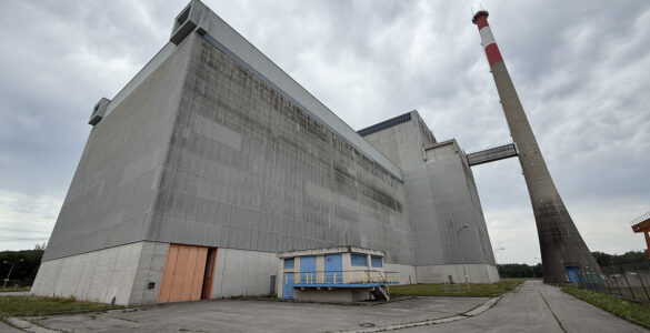 Instalacja artystyczna "Prosto w serce". Fot. Tomasz Róg / Licznik Geigera