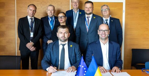Podpisanie umowy pomiędzy elektrownią jądrową w Czarnobylu a konsorcjum Novarka 2